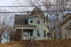Pre-foreclosure Listing in 25TH ST MOLINE, IL 61265