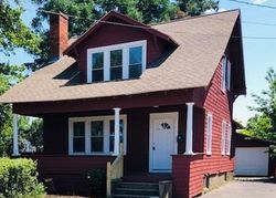 Pre-foreclosure in  CHAPEL ST East Hartford, CT 06108
