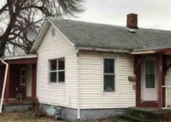 Pre-foreclosure Listing in SHORT 8TH ST LINCOLN, IL 62656