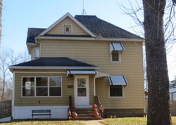Pre-foreclosure in  S MAPLE ST Grant Park, IL 60940