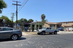Pre-foreclosure in  E 84TH PL Los Angeles, CA 90003