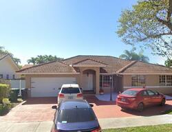 Pre-foreclosure in  SW 113TH TER Miami, FL 33196