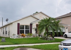 Pre-foreclosure in  NATOMA WAY Orlando, FL 32825