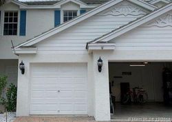 Pre-foreclosure in  KENSINGTON WAY West Palm Beach, FL 33414