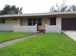 Pre-foreclosure in  NE 156TH ST Miami, FL 33162