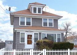 Pre-foreclosure Listing in CEDAR RD INWOOD, NY 11096