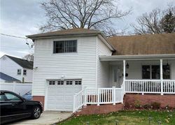 Pre-foreclosure in  COUNTY LINE RD Amityville, NY 11701