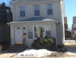 Pre-foreclosure Listing in MURDOCK AVE SAINT ALBANS, NY 11412