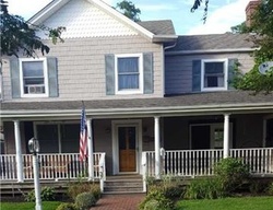  Shore Ln, Bay Shore NY