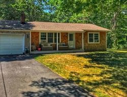 Pre-foreclosure Listing in ROGERS AVE WESTHAMPTON BEACH, NY 11978
