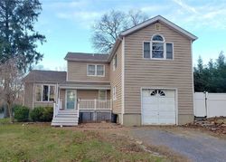 Laurel Blvd, Ronkonkoma NY
