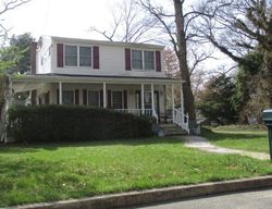 Pre-foreclosure Listing in FOREST AVE NESCONSET, NY 11767