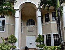 Pre-foreclosure in  PINE LODGE TRL Fort Lauderdale, FL 33328