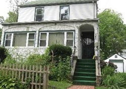 Pre-foreclosure in  ALLEN DR Great Neck, NY 11020