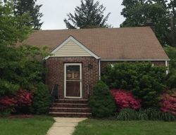 Pre-foreclosure in  RUTLAND RD Hempstead, NY 11550