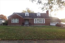 Pre-foreclosure in  BURBANK DR Dayton, OH 45406
