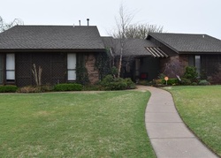 Pre-foreclosure Listing in FAIRWAY DR ELK CITY, OK 73644