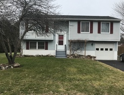 Pre-foreclosure Listing in OLD COVE RD LIVERPOOL, NY 13090