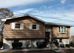 Pre-foreclosure in  NORTH ST Freeland, PA 18224