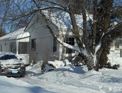 Pre-foreclosure in  W RIDGELAND AVE Waukegan, IL 60085