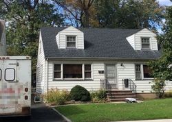 Pre-foreclosure in  UNION AVE Union, NJ 07083
