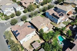 Pre-foreclosure in  N BRAMASOLE AVE Tracy, CA 95391