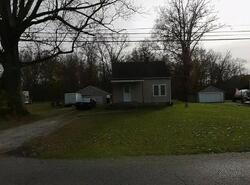Pre-foreclosure in  OVERLAND AVE NE Warren, OH 44483