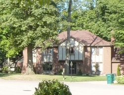 Pre-foreclosure in  VIENNA WOODS TRL Dayton, OH 45459