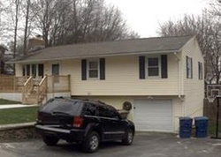 Pre-foreclosure in  STONEHOLLOW RD Waterbury, CT 06704