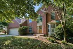  Green Knoll Cir, Hamilton OH