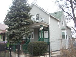 Pre-foreclosure in  W FERDINAND ST Chicago, IL 60644