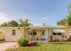 Pre-foreclosure in  18TH AVE N Lake Worth, FL 33460