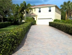 Pre-foreclosure in  QUARTZ TER West Palm Beach, FL 33413