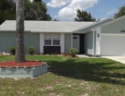 Pre-foreclosure in  WINDSOR HEIGHTS ST Deltona, FL 32738