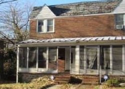 Pre-foreclosure in  PARKSIDE DR Baltimore, MD 21206