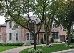 Pre-foreclosure in  N LE MAI AVE Lincolnwood, IL 60712