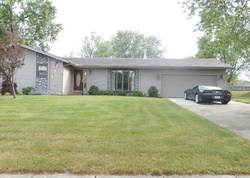 Pre-foreclosure Listing in MAPLEWOOD CIR TRENTON, OH 45067