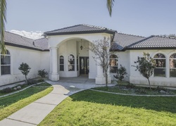 Pre-foreclosure in  AZALEA SPRINGS AVE Bakersfield, CA 93314