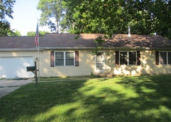 Pre-foreclosure in  NORTH ST Henry, IL 61537