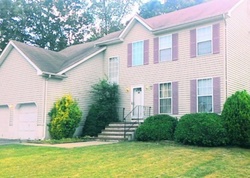 Pre-foreclosure Listing in ISABELLA DR LAKEWOOD, NJ 08701