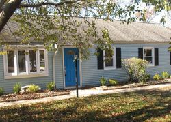 Pre-foreclosure in  WOODLAND DR Howell, NJ 07731