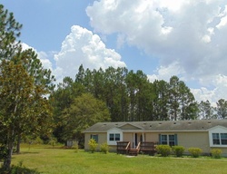 Pre-foreclosure Listing in REDWOOD LN MACCLENNY, FL 32063