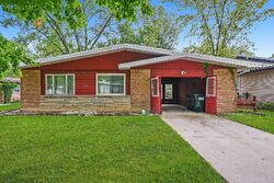 Pre-foreclosure in  SHAWNEE ST Park Forest, IL 60466
