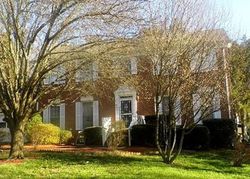 Pre-foreclosure in  SHANDON WAY LN Charlotte, NC 28262