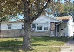 Pre-foreclosure in  YELLOWSTONE AVE Dayton, OH 45416