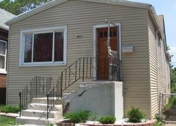 Pre-foreclosure in  S ROCKWELL ST Chicago, IL 60629