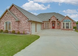 Pre-foreclosure in  SILVER TREE DR Choctaw, OK 73020