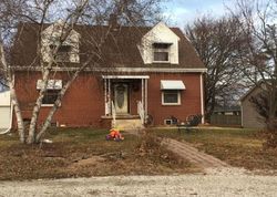 Pre-foreclosure in  INTERURBAN RD Bloomington, IL 61705