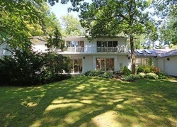 Pre-foreclosure Listing in BACON RD OLD WESTBURY, NY 11568