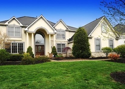 Pre-foreclosure in  KELSEY LN Strongsville, OH 44149